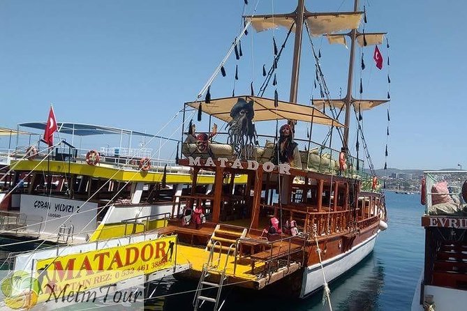 Boat Trip With Lunch Around Kusadasi Peninsula - Inclusions and Exclusions