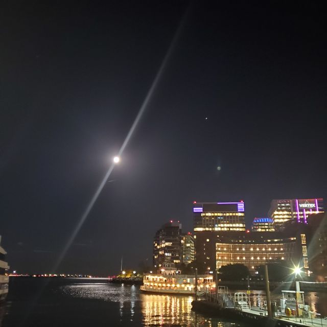 Boston: Scenic Moonlight Harbor Cruise - Experience Highlights