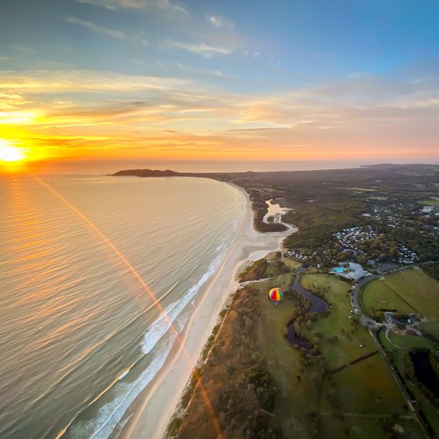 Byron Bay: Sunrise Hot Air Balloon Flight With Breakfast - Experience Highlights