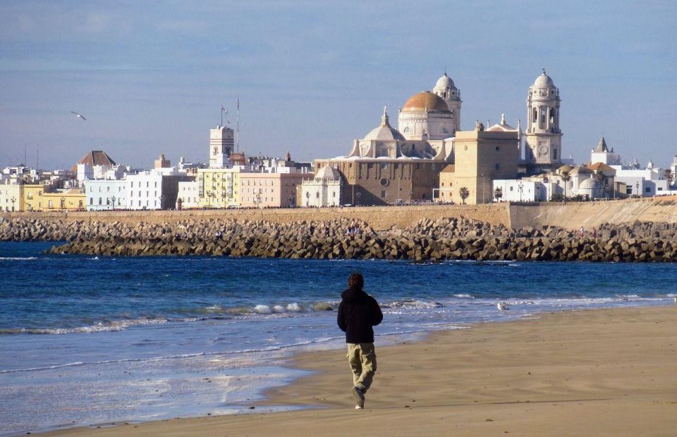 Cadiz Private Guided Walking Tour - Historical Exploration