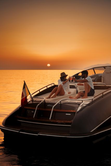 Capri: Sunset & Champagne Cruise via Riva 44 Speedboat - Tour Highlights