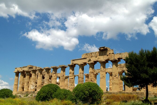 Captivating Agrigento Sunset Tour of Valle Dei Templi - What to Wear and Bring