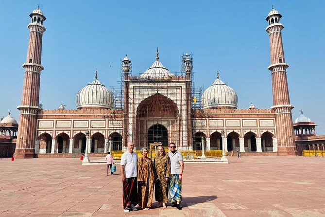 Capture the Beautiful Windmills & the Whole City Fr. a Hilltop  - New Delhi - How to Reach the Hilltop