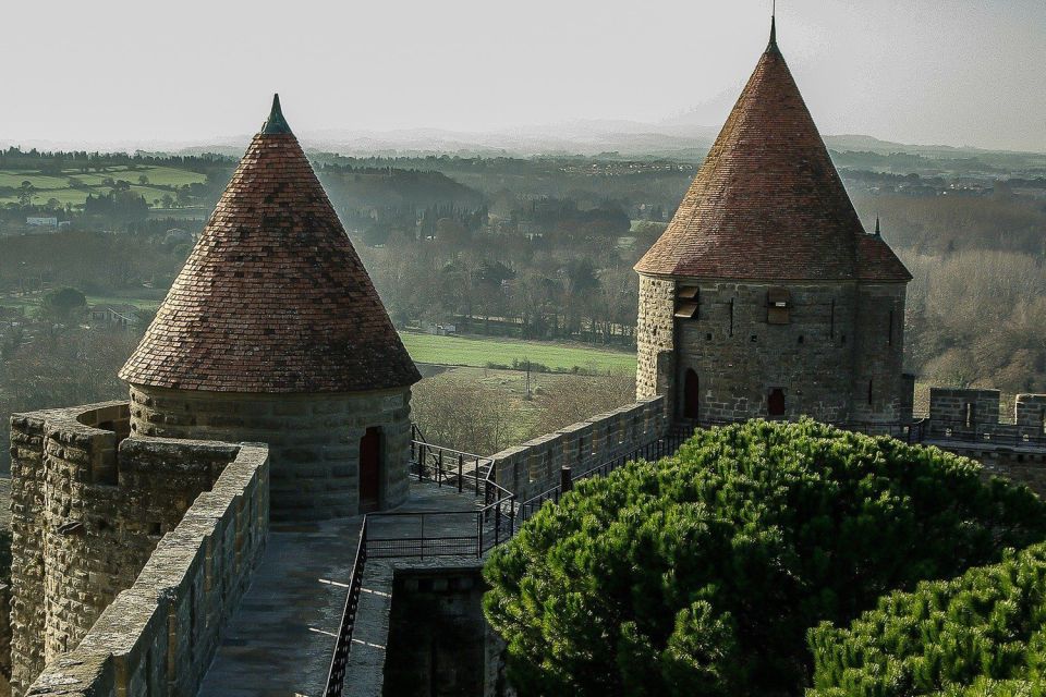 Carcassonne: Private Walking Tour With Cité De Carcassonne - Tour Experience Highlights