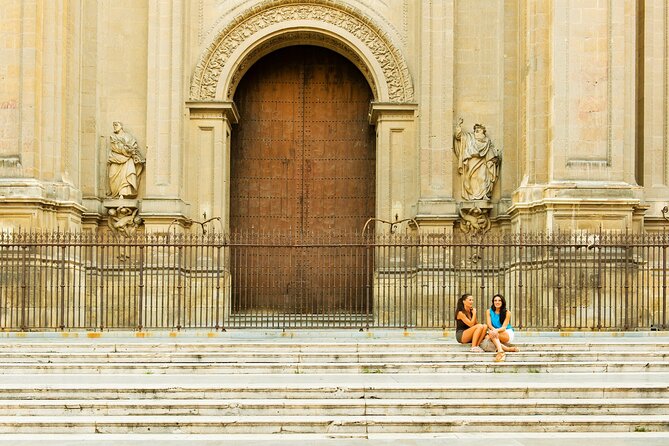 Cathedral and Royal Chapel With Albaicín and Sacromonte Premium - Itinerary Overview