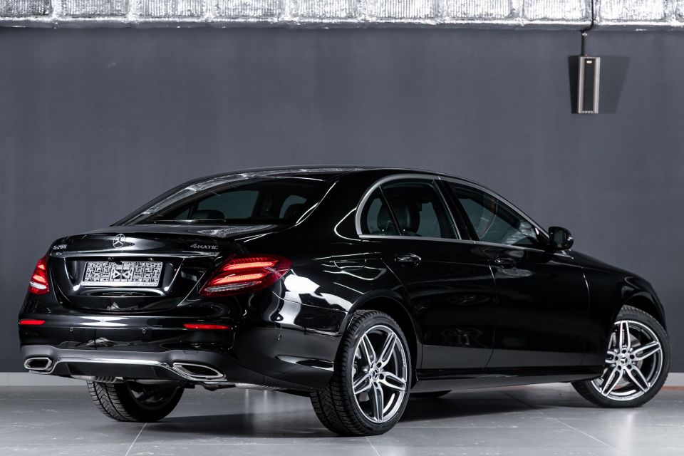Central Rome to Florence Luxury Transfer E-class - Duration and Driver