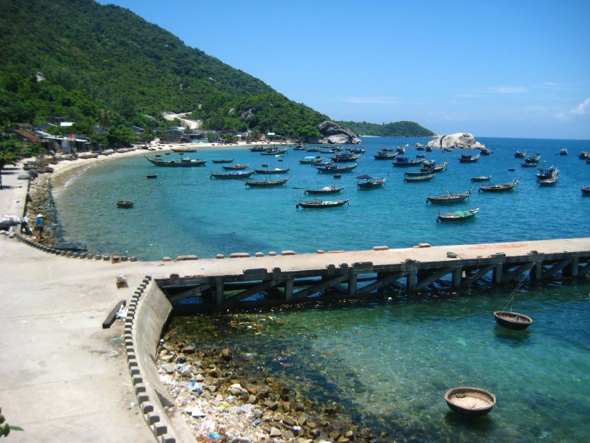 Cham Island Discovery Tour - Facilities at Ong Beach