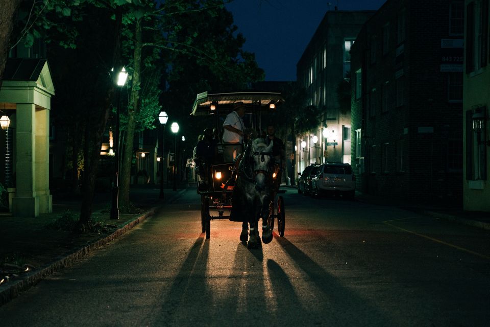 Charleston: Haunted Carriage Evening Tour - Tour Experience