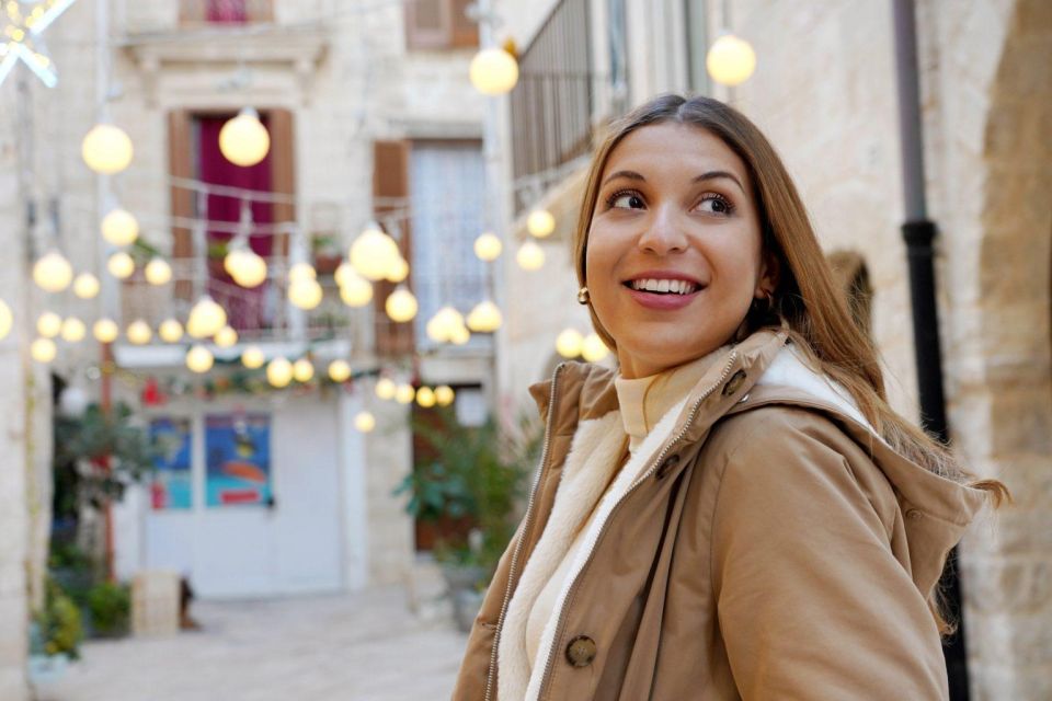 Charming Christmas Walking Tour in Lecce - Highlights