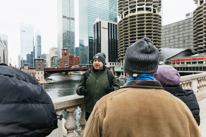 Chicago: Gangsters and Ghosts Guided Walking Tour - Tour Highlights