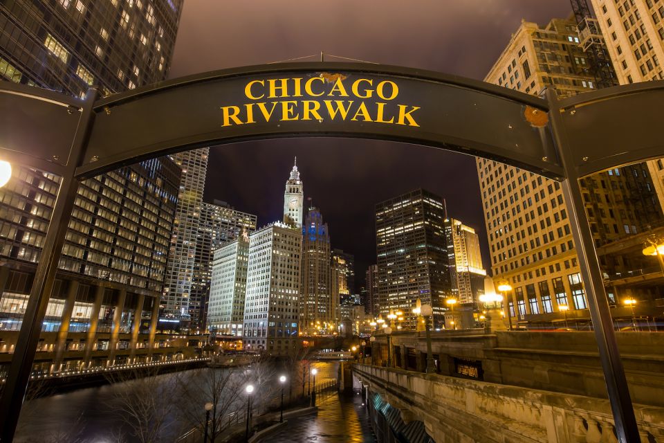 Chicago: Haunted Sites Self-Guided Audio Walking Tour - Tour Highlights