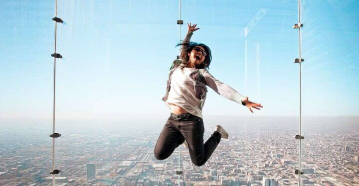 Chicago: Willis Tower Skydeck and The Ledge Ticket - Experience Highlights