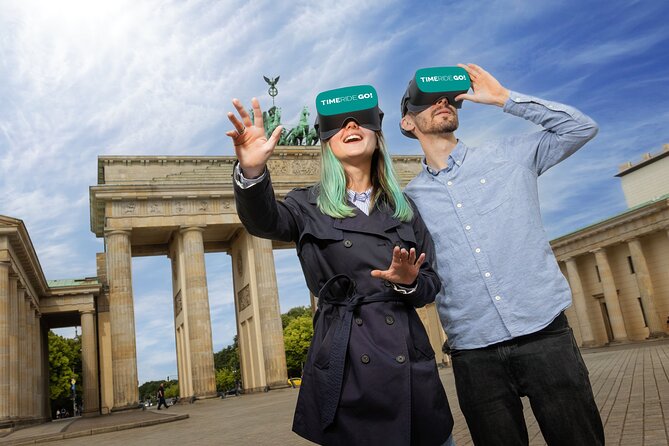 City Tour With VR Glasses Through the History of Berlin - VR Glasses Features and Benefits