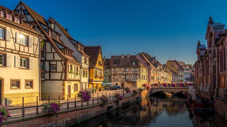 Colmar: Private Guided Walking Tour of the City Center - Multilingual Live Tour Guides Available