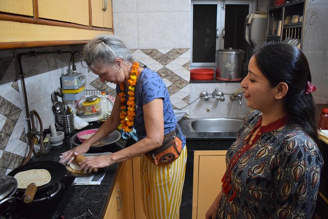 Cooking Demo Lunch/Dinner and Interaction With an Indian Family @ Chez Anjali - Inclusions