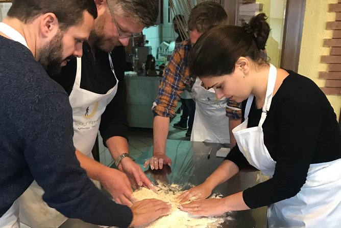 Cooking Lesson: Tagliatelle, Mozzarella and Tiramisu - Mozzarella Mastery