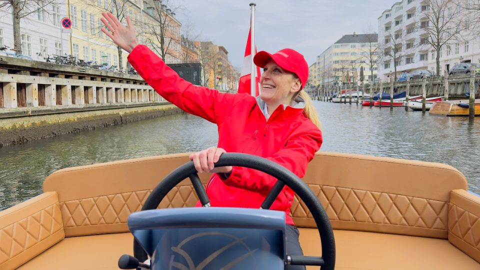 Copenhagen: Guided Canal Tour by Electric Boat - Experience Highlights