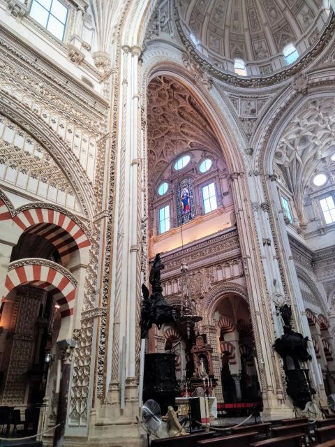 Cordoba: Guided Tour of the Mosque-Cathedral in a Small Group - Tour Duration, Features, and Highlights
