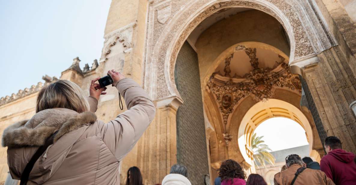 Cordoba: Jewish Quarter and Mosque-Cathedral Guided Tour - Highlights and Itineraries