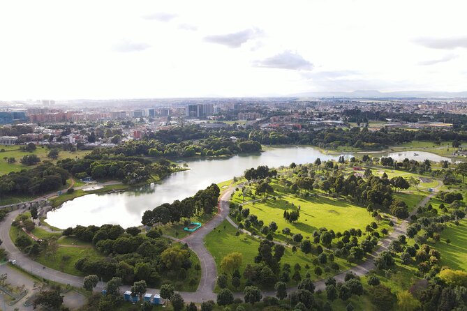 Cycling Tour in Simon Bolivar Park and Virgilio Barco Library - Park and Library Highlights