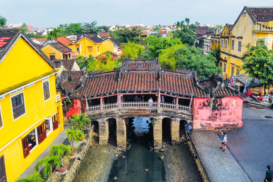 Da Nang/Hoi An: Market & Old Town Private Tour With Transfer - Specific Location and Product ID