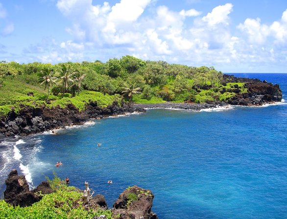 Day Trip Oahu to Hana With Lunch - Itinerary and Stops