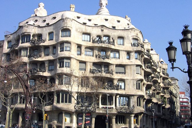 Discover Barcelona Private Tour - Tour Overview