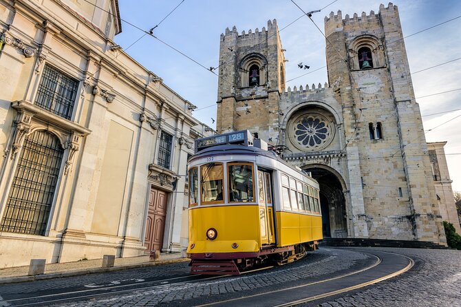 Discover Lisbon: Full-Day Private Tour & Gastro Experience - Culinary Delights in Lisbon