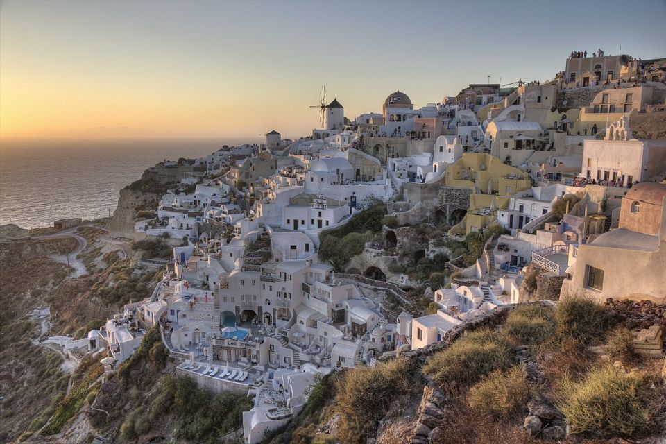 Discover the Island of Santorini in Six Hours With Locals - Tour Highlights