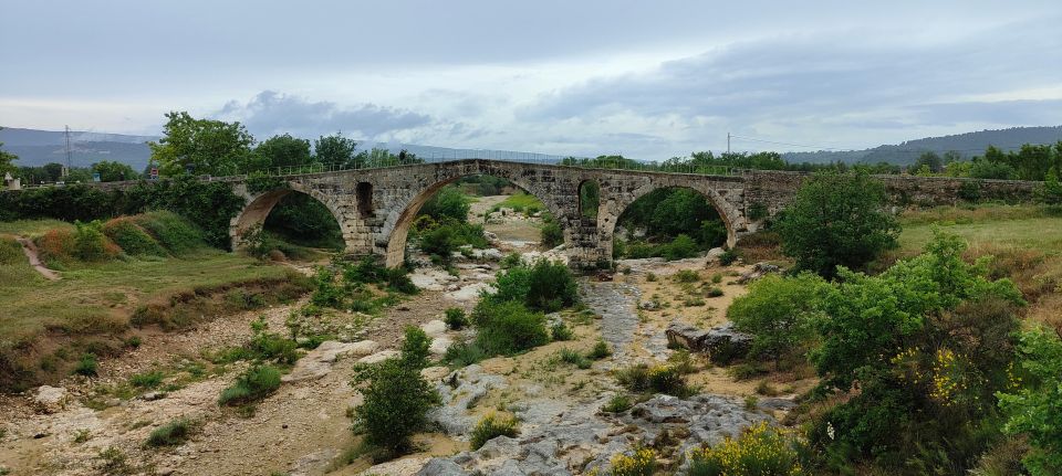 Discover the Village of Luberon From Aix En Provence - Roussillon: Ochre Colors and Charm