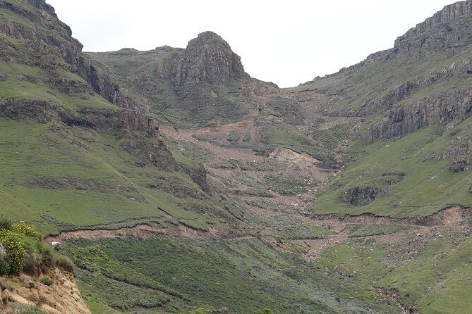 Drakensberg Mountain Day Tour Into Lesotho From Durban - Packing Essentials