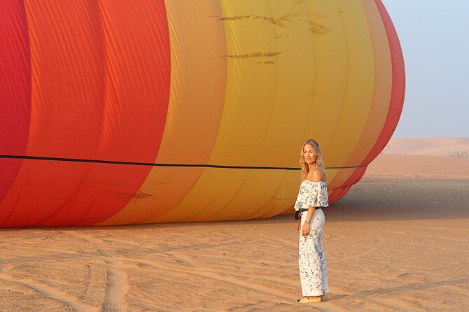 Dubai Hot Air Balloon Standard With Private Show From Dubai - Inclusions in the Private Show