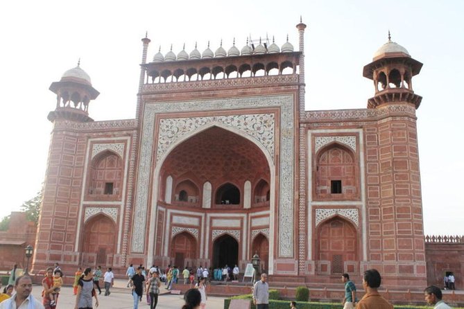 Early Morning Sunrise Taj Mahal and Agra Fort From Delhi By Express Highway - Travel Logistics