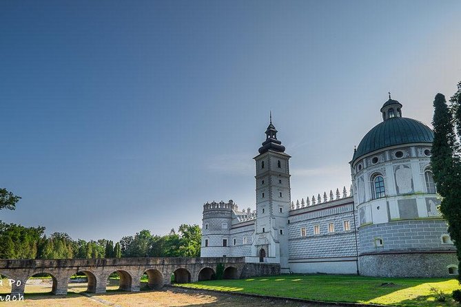 Eastern Castles and Przemyśl City - Pickup and Refund Policies