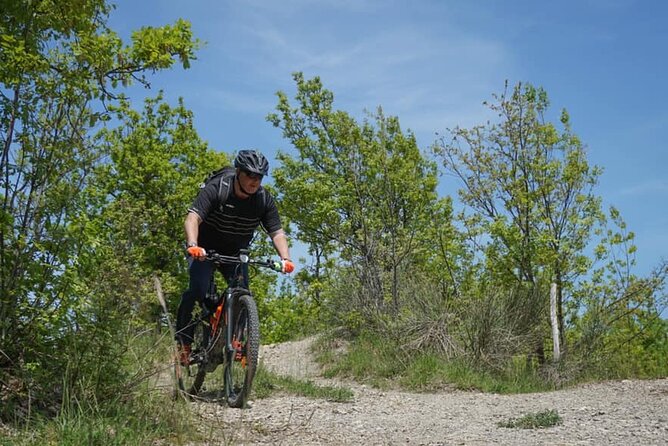 Electric Mountain Bike Rental in Bobbio - Traveler Information Details