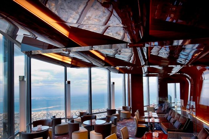 Enjoy Burj Khalifa With Dinner in One Of The Tower Restaurants - Observation Deck Experience Included