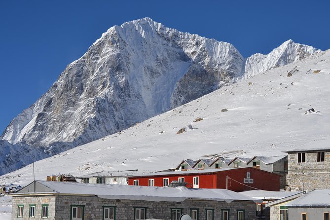 Everest Three Pass Trek - Accommodation and Facilities