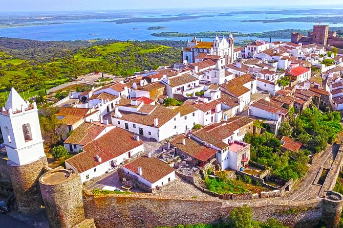 Évora Private Trip by Mercedes-Benz With Onboard Wi-Fi  - Lisbon - Vehicle Amenities