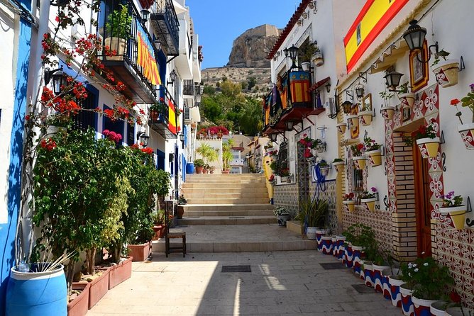 Explore the Old City Center of Alicante Private Walking Tour - Booking Process