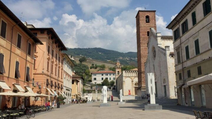 Explore the Wonders of Carrara and Tuscan Coast From Lucca - Itinerary