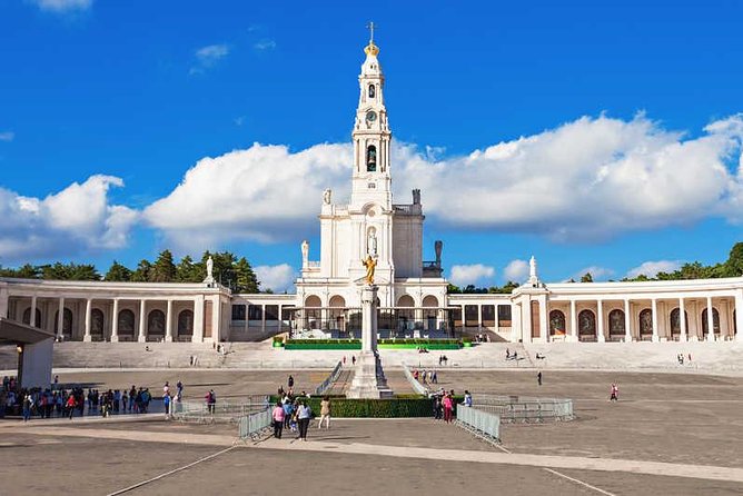 Fátima - Full Day Private Guided Tour From Lisbon by Minivan - Authentic Reviews & Ratings