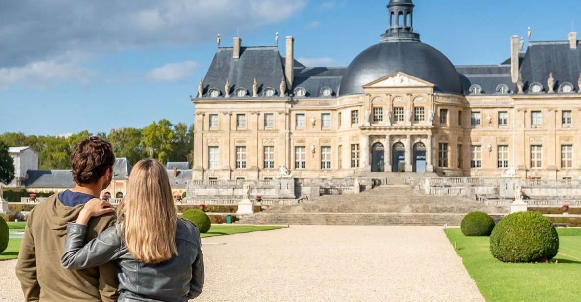 Fontainebleau & Vaux-Le-Vicomte Châteaux Day Tour From Paris - Tour Experience