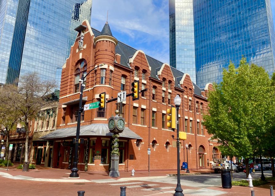 Fort Worth: Sundance Square Food, History, Architecture Tour - Experience Highlights