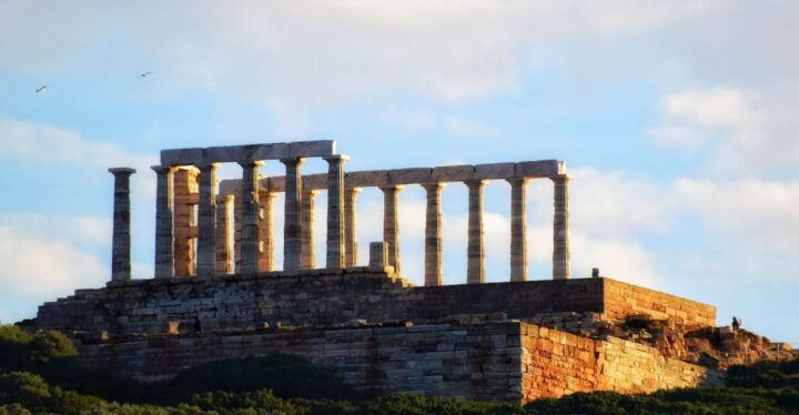 From Athens: Transport and Optional Guided Tour of Sounion - Tour Experience