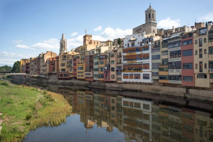 From Barcelona: Costa Brava & Girona Small Group Day Trip - Experience Highlights