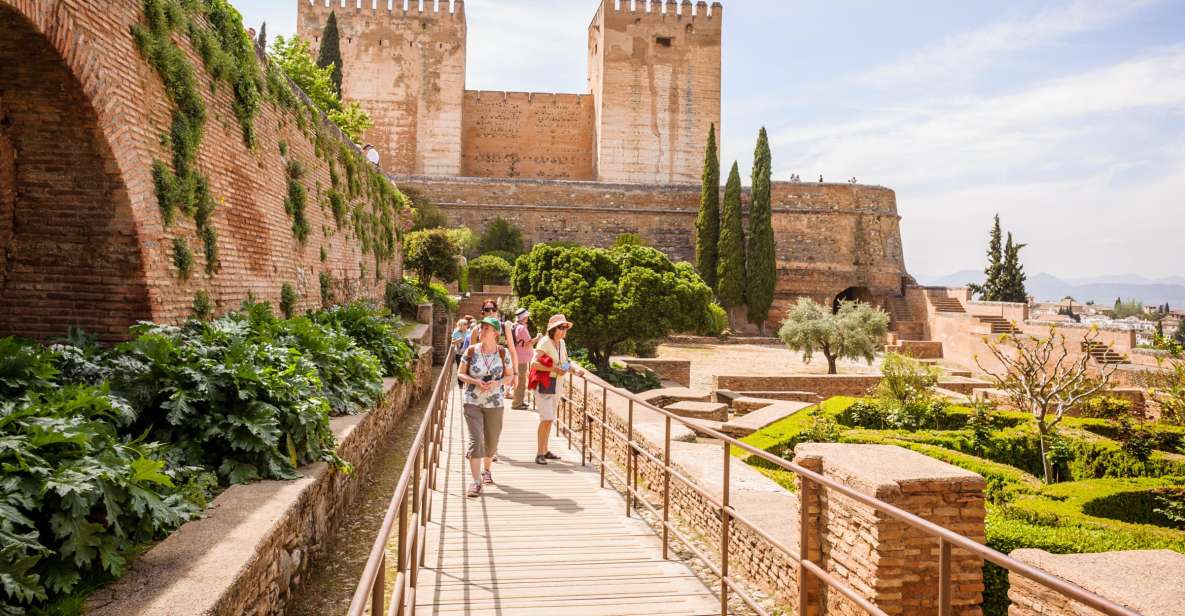 From Costa Del Sol: Granada, Alhambra & Generalife Day Tour - Itinerary