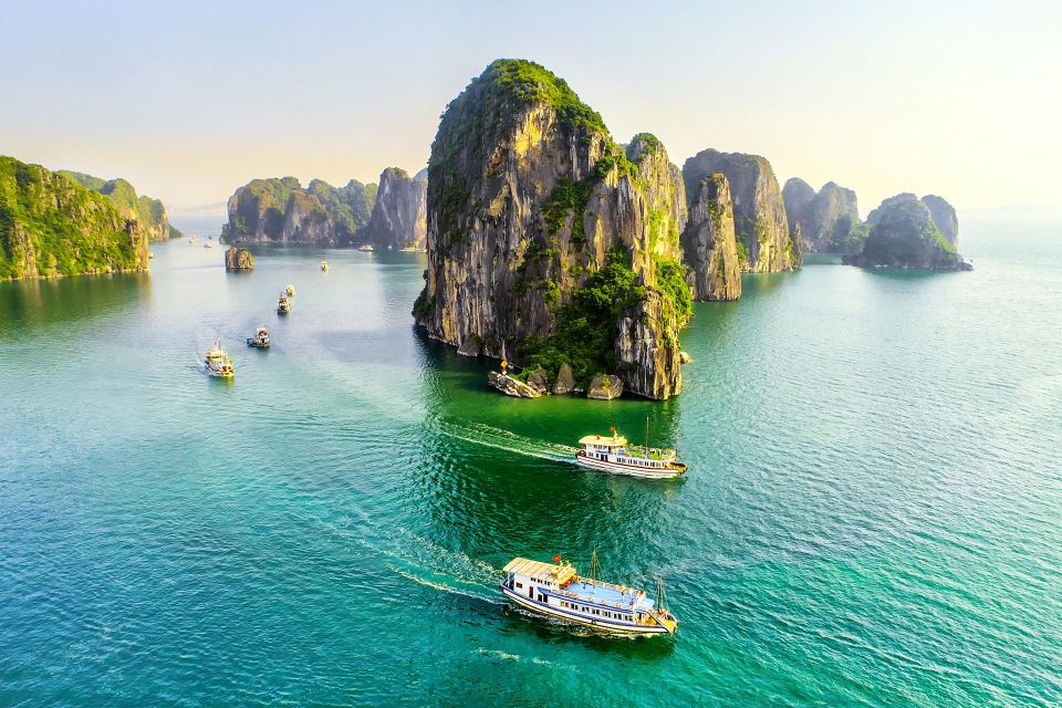 From Hanoi: 1-Day Luxury HaLong Bay Cruise 5-star &Limousine - Highlights of the Cruise