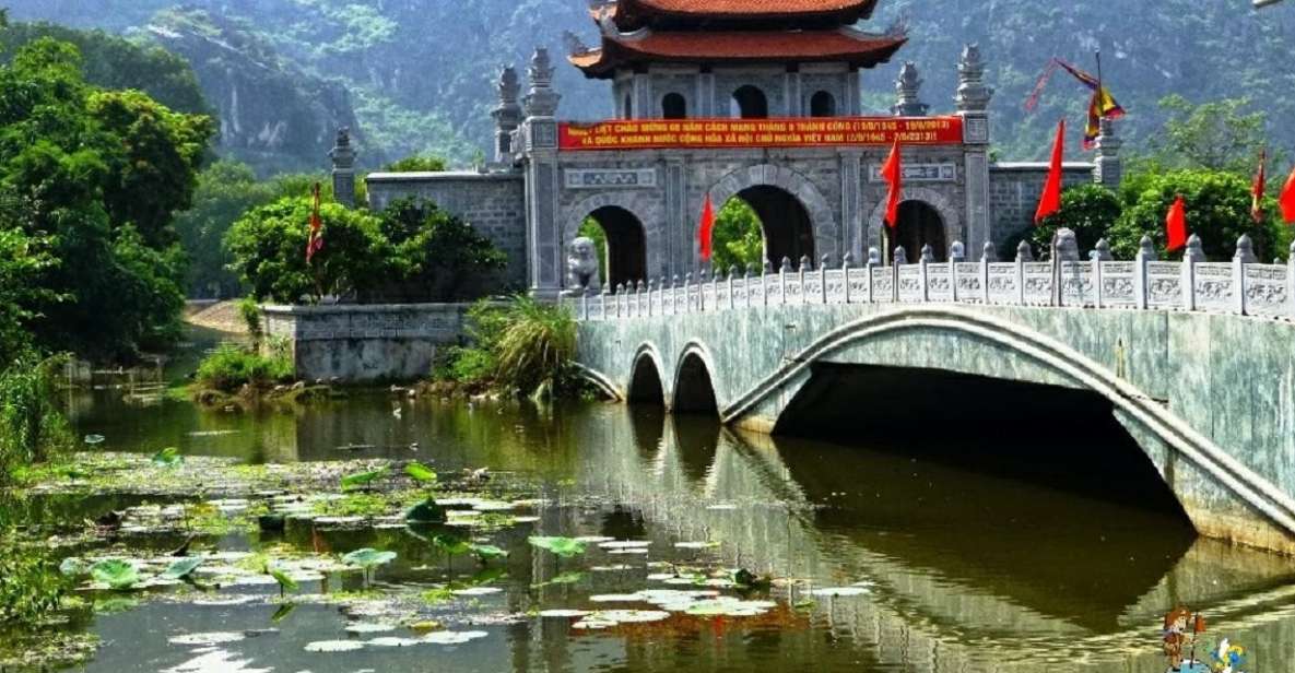 From Hanoi: Hoa Lu - Tam Coc or Trang An - Exploring Trang An UNESCO Site