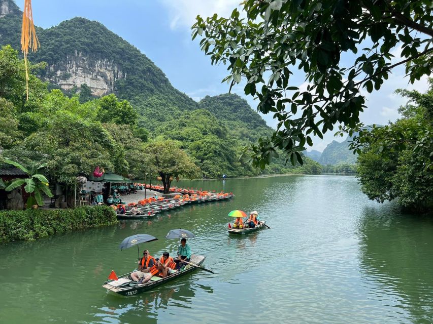 From Hanoi: Hoa Lu, Trang An Boat, Mua Cave Hiking-Day Trip - Experience Highlights