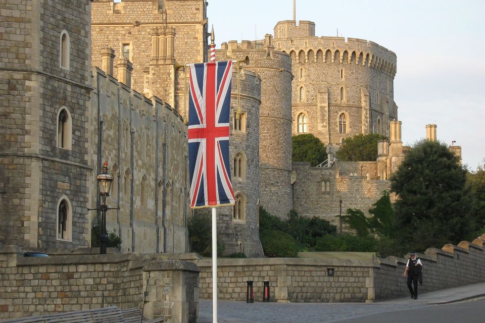 From London: Stonehenge, Windsor, and Bath Small Group Tour - Customer Reviews